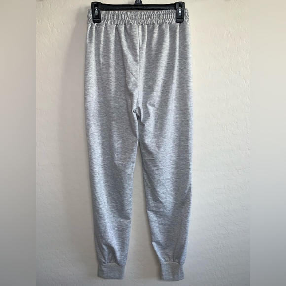 NWOT Heather Gray High Rise Joggers With Pockets - Picture 5 of 12
